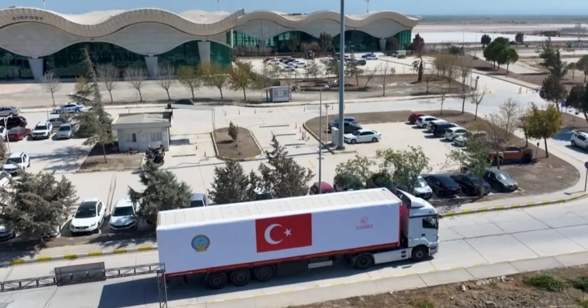 Şam’a zorlu hava koşullarında Türkiye’den iniş desteği