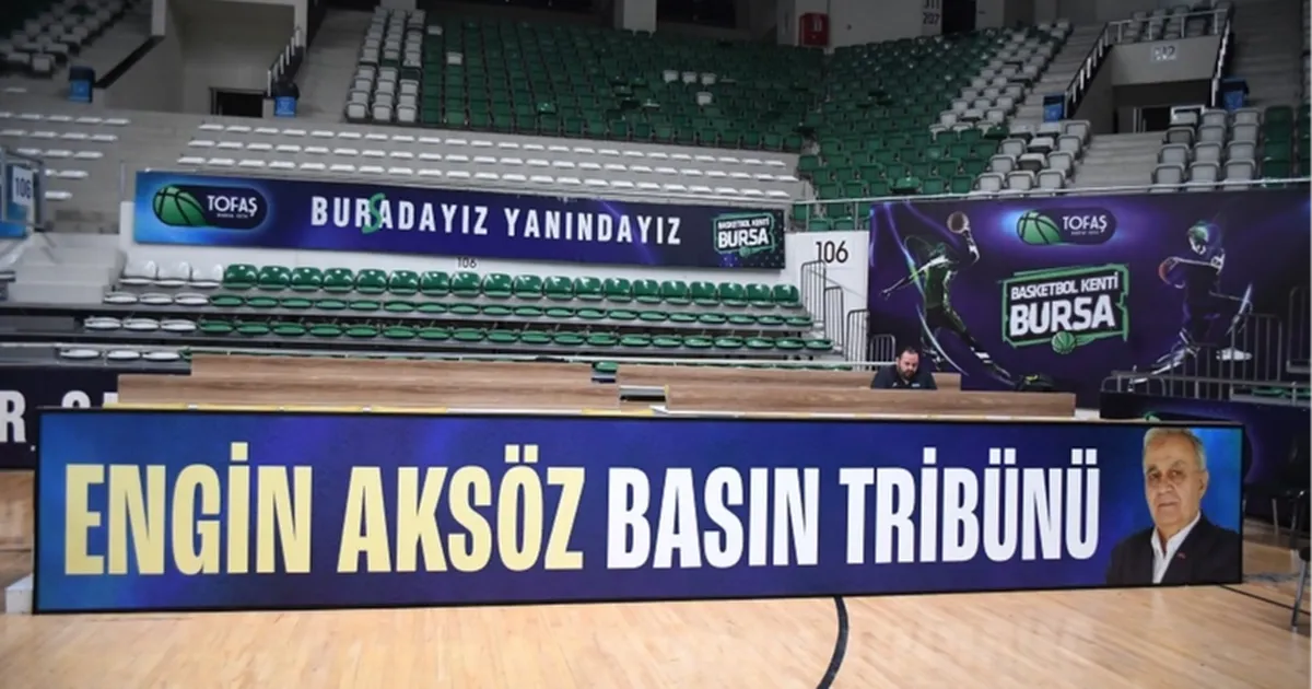 Tofaş, duayen gazeteci Engin Aksöz’ün ismini ‘Basın Tribünü’nde yaşatacak