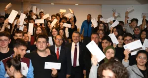 Trabzon Büyükşehir Belediyesi, üniversite imtihanına hazırlanan 10 bin öğrenciye dijital