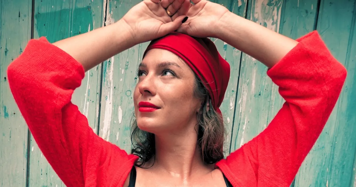 Türk Kızı Didem Özek’ten Netflix’te bir ilk