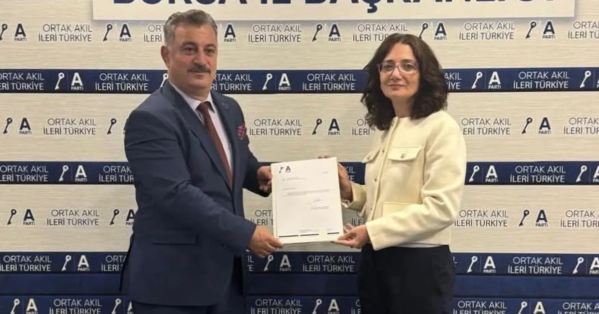 Anahtar Parti Bayan Kolları Bursa İl Başkanı olarak Serbest Muhasebeci