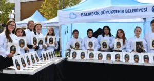 Balıkesir Büyükşehir Belediyesinin düzenlemiş olduğu 1. Balıkesir Kitap Fuarı birbirinden