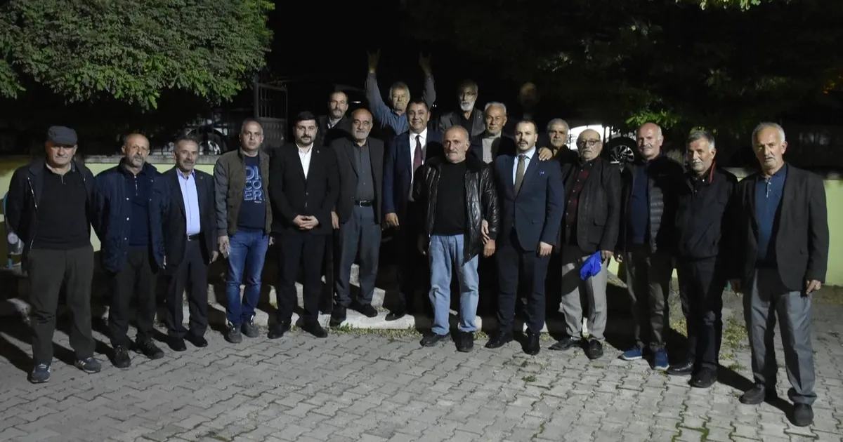 Gümüşhane Belediye Başkanı Vedat Soner Başer, Pirahmet köyünde vatandaşların sıkıntılarını