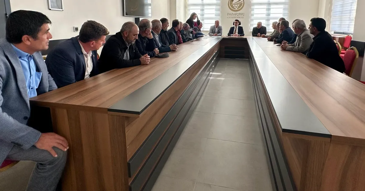 Bilecik Pazaryeri’nde muhtarlarla buluşma