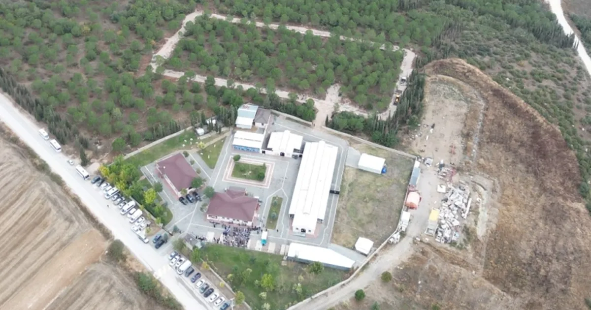 Bursa İnegöl Belediyesi, mevcut Sahipsiz Hayvanlar Bakım ve Tedavi Merkezinin