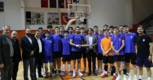 Türkiye Voleybol Federasyonu (TVF) 2. Lig 2. Grup’ta gayret eden
