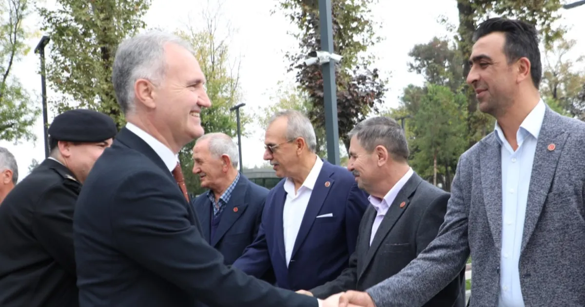 19 Ekim Muhtarlar Günü resmi merasimleri bu sabah gerçekleştirildi. Atatürk