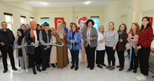 Bursa'da Nilüfer Belediyesi’nin dayanağıyla açılan yeni hizmet binası, bayanların toplumsallaşmasına