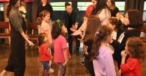 Bursa Osmangazi Belediyesi, kız çocuklarının hayallerine dokunmak, özgüvenlerini desteklemek ve