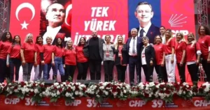 CHP İzmir Vilayet Başkanlığı'nın 39. Olağan Kongresi'nde, tek aday olarak