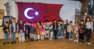 İzmir'de Bornova Belediyesi, 29 Ekim Cumhuriyet Bayramı haftasında düzenlediği aktiflik