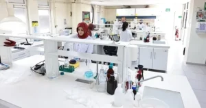 Denizli Su ve Kanalizasyon İdaresi (DESKİ) Genel Müdürlüğü bünyesinde hizmet