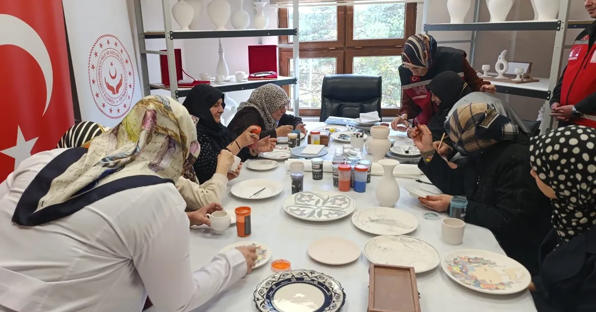 Erzurum’da şehit yakınlarına sanatla şifa