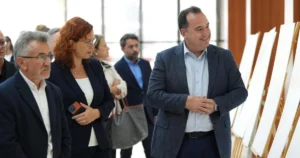 Manisa Büyükşehir Belediyesi ile Dokuz Eylül Üniversitesi işbirliğiyle düzenlenen ‘Duvarda