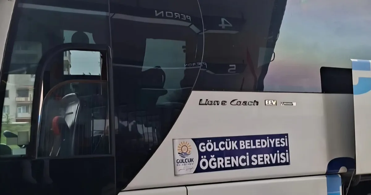 Gölcük’ten üniversitelilere ücretsiz ulaşım desteği
