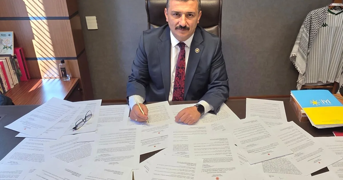 İYİ Partili Türkoğlu’ndan yeni döneme 43 önergeli start