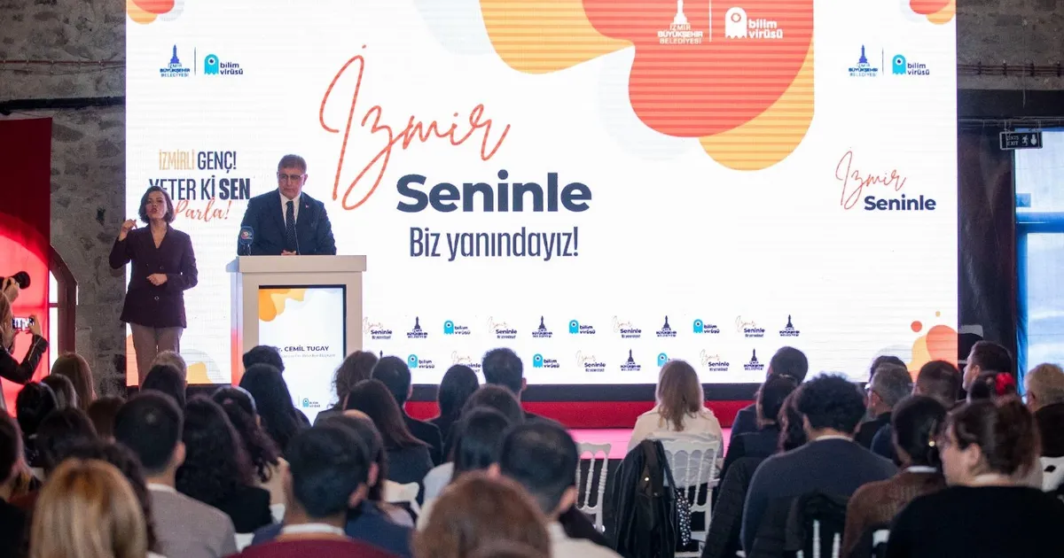 ‘İzmir Seninle’ gönüllü mentörlerini arıyor