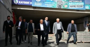 Kayseri Büyükşehir Belediyesi tarafından imali tamamlanan Meteoroloji Katlı Kavşağı Projesi'nin