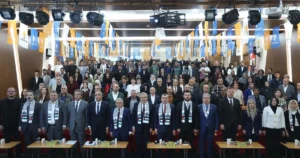 Kayseri Büyükşehir Belediye Lideri Dr. Memduh Büyükkılıç, teşkilatın güçlü isimlerinin