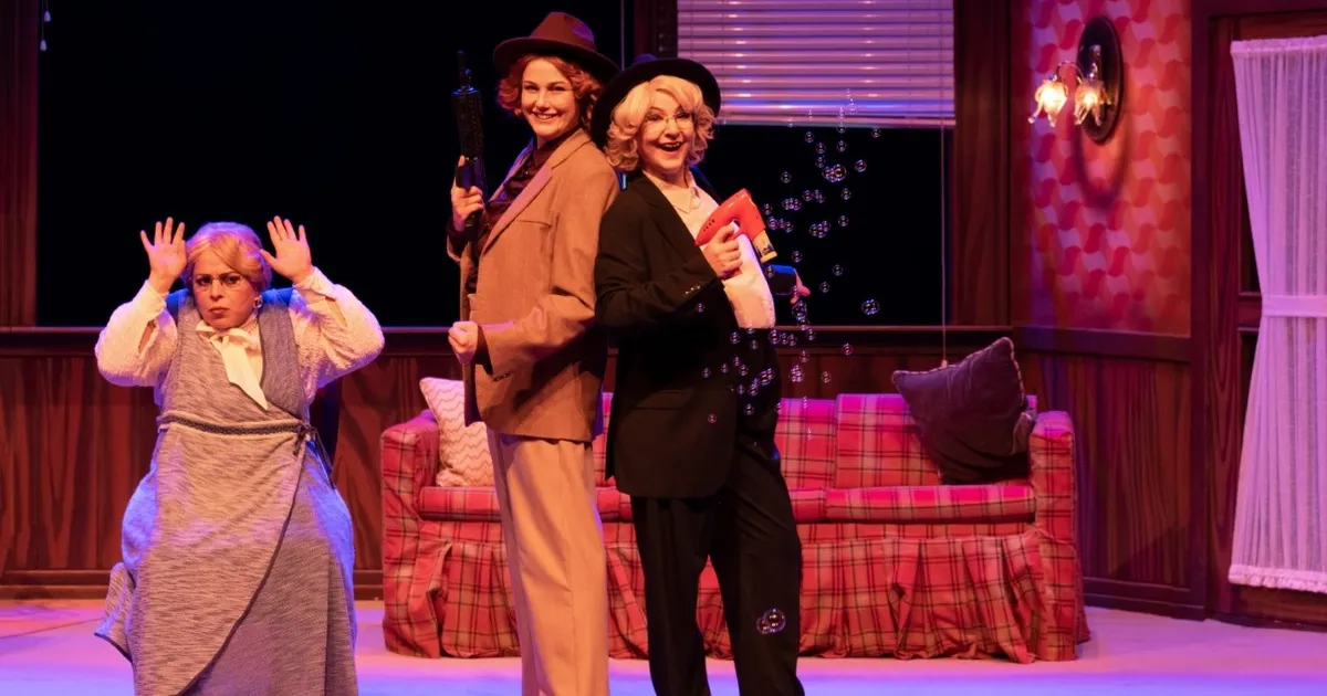 Kocaeli’de tiyatro sezonu dopdolu başladı