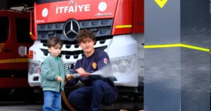 İtfaiye Haftası kapsamında 48 kurumdan bin 252 minik öğrenci, Kocaeli