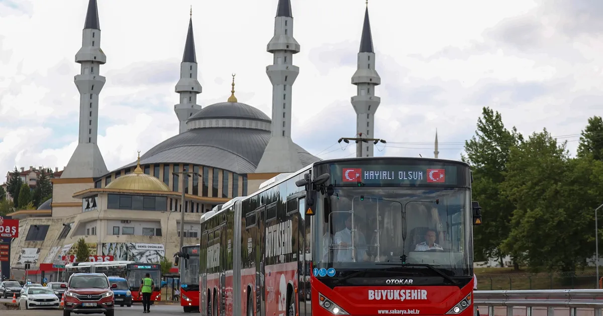 Sakarya’da toplu taşımada öğrencilerin tercihi Büyükşehir… Aylık kullanım verileri açıklandı
