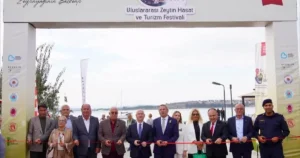 20. Milletlerarası Ayvalık Zeytin Hasat ve Turizm Şenliği kapsamında düzenlenen