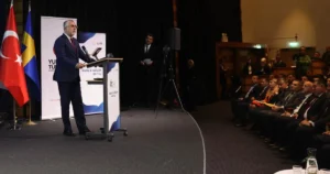 Çalışma ve Toplumsal Güvenlik Bakanı Prof. Dr. Vedat Işıkhan, Yurtdışı