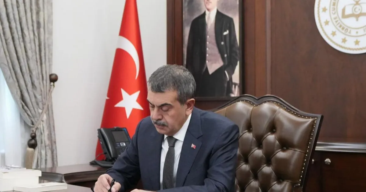 Bakan Tekin’den öğretmenlere üç ayrı mektup