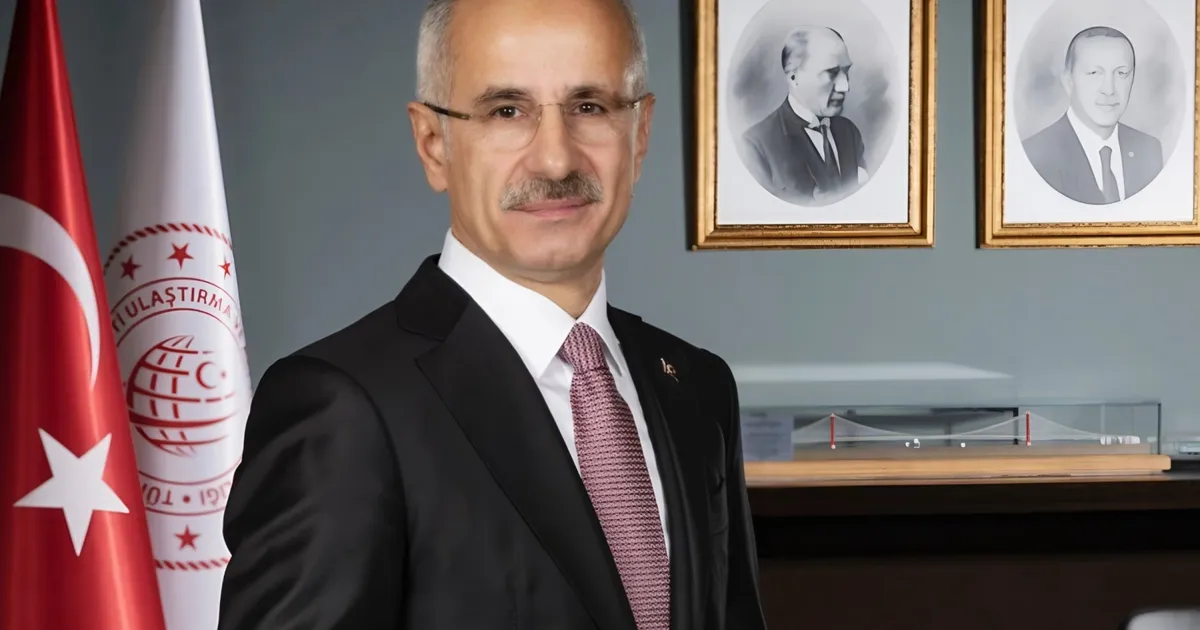 Bakan Uraloğlu Alanya’da gazetecilerle buluşacak, Gazipaşa Marina’yı açacak