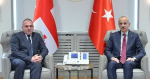 Ulaştırma ve Altyapı Bakanı Abdulkadir Uraloğlu, Gürcistan Altyapı Bakanı Revaz
