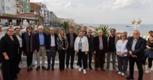 İzmir Büyükşehir Belediyesi'nin bu yıl 26’ncısını düzenlediği Barış Selçuk Gazetecilik