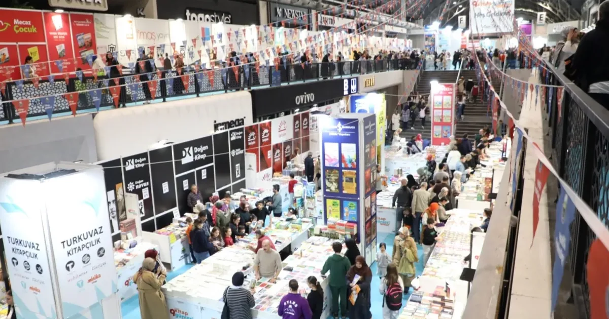 Bursa İnegöl’de kitap ilgisi