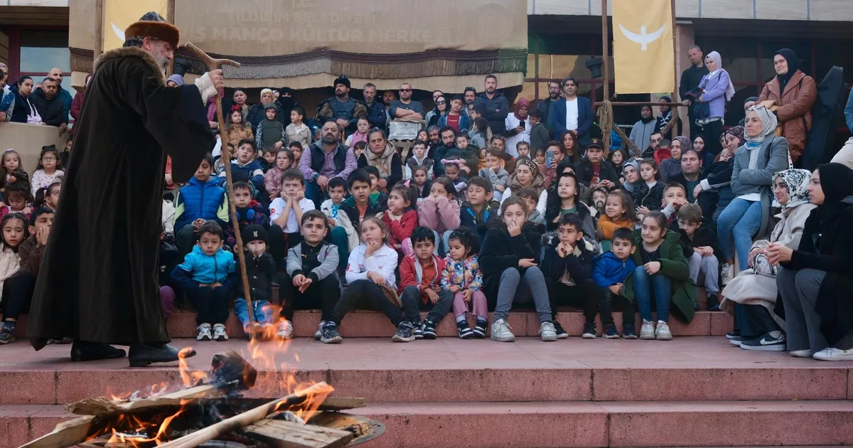 Bursa Yıldırımlı çocuklar kültür sanatla büyüyor