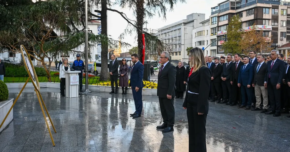 Bursa’da 24 Kasım Öğretmenler Günü kutlandı