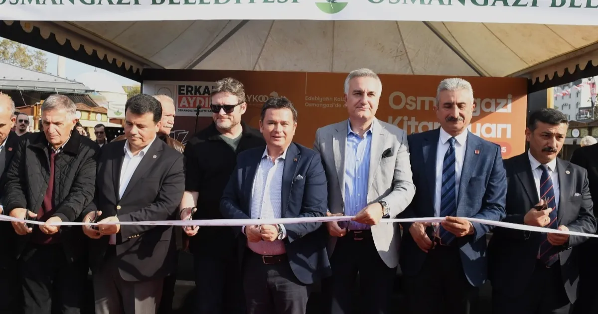 Bursa Osmangazi Belediyesi tarafından bu yıl 1’incisi düzenlenen Osmangazi Kitap Fuarı