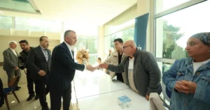 Kocaeli Valisi İlhami Aktaş ile belediye liderleri Tahir Büyükakın ve
