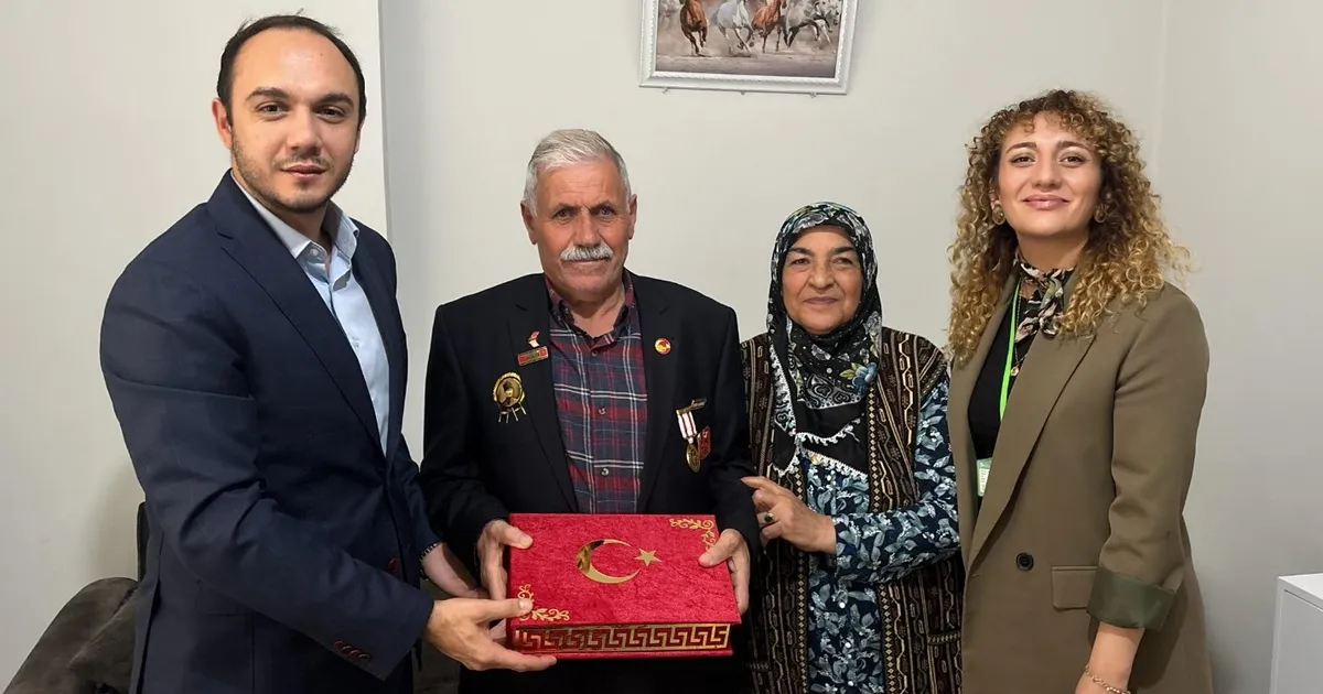 Gebze’de Kıbrıs Gazilerine minnet ziyareti