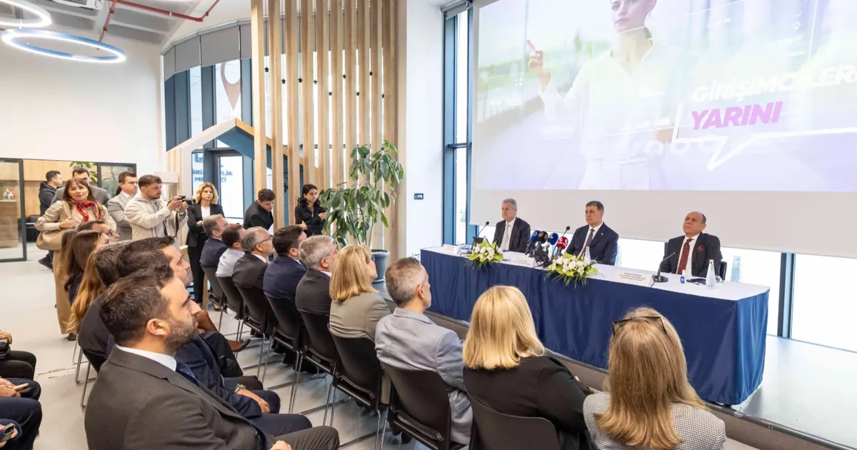 Gelecek ‘İzmirMeets 2025’ konuşturulacak