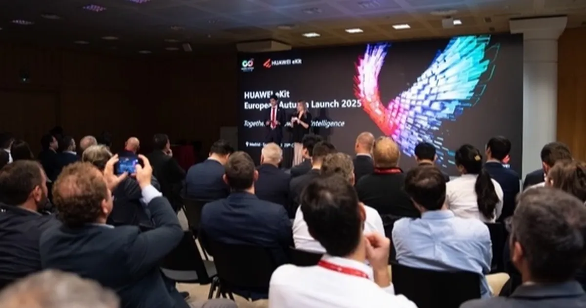 Huawei, dijital dönüşümü hızlandırmak için KOBİ’lere ‘4+10+N’ zeka çözümleri sunuyor