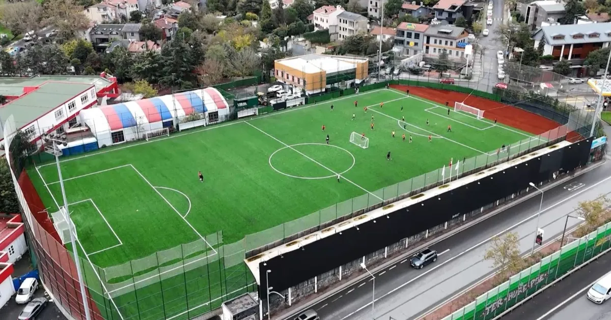 İstanbul Büyükşehir Belediyesi, Beşiktaş Belediyesi’ne ilişkin 2001 üretimi İsmet İnönü