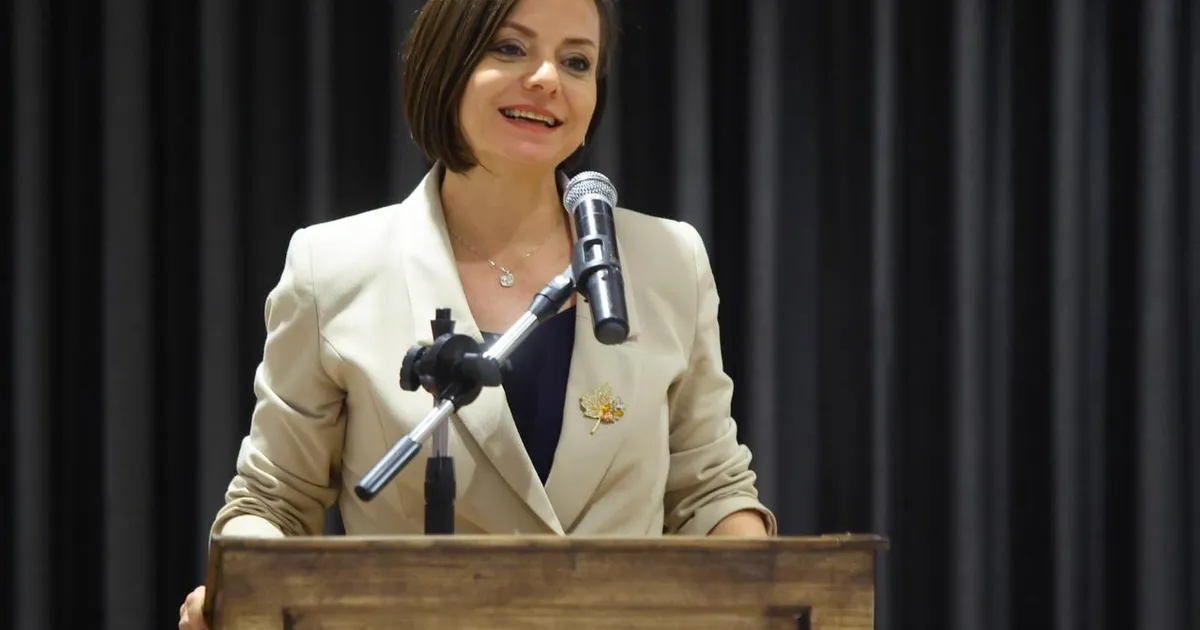 İzmir Karabağlar ‘da eğitim emekçilerine anlamlı gece