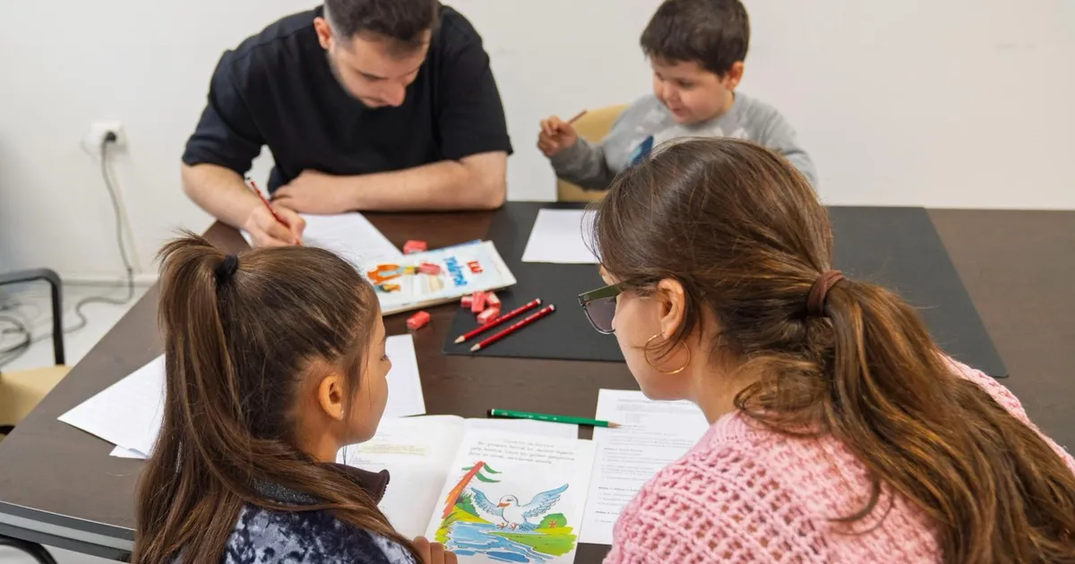 İzmir’de ‘Renkli Harfler’ projesinde ders zili çaldı