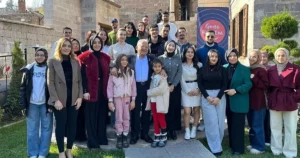 Kayseri Büyükşehir Belediye Lideri Dr. Memduh Büyükkılıç, KADEM Genç gönüllüleri