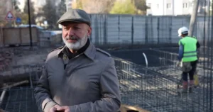 Kayseri Kocasinan Belediye Başkanı Ahmet Çolakbayrakdar, Erciyesevler Mahallesi’nde yapılacak 7