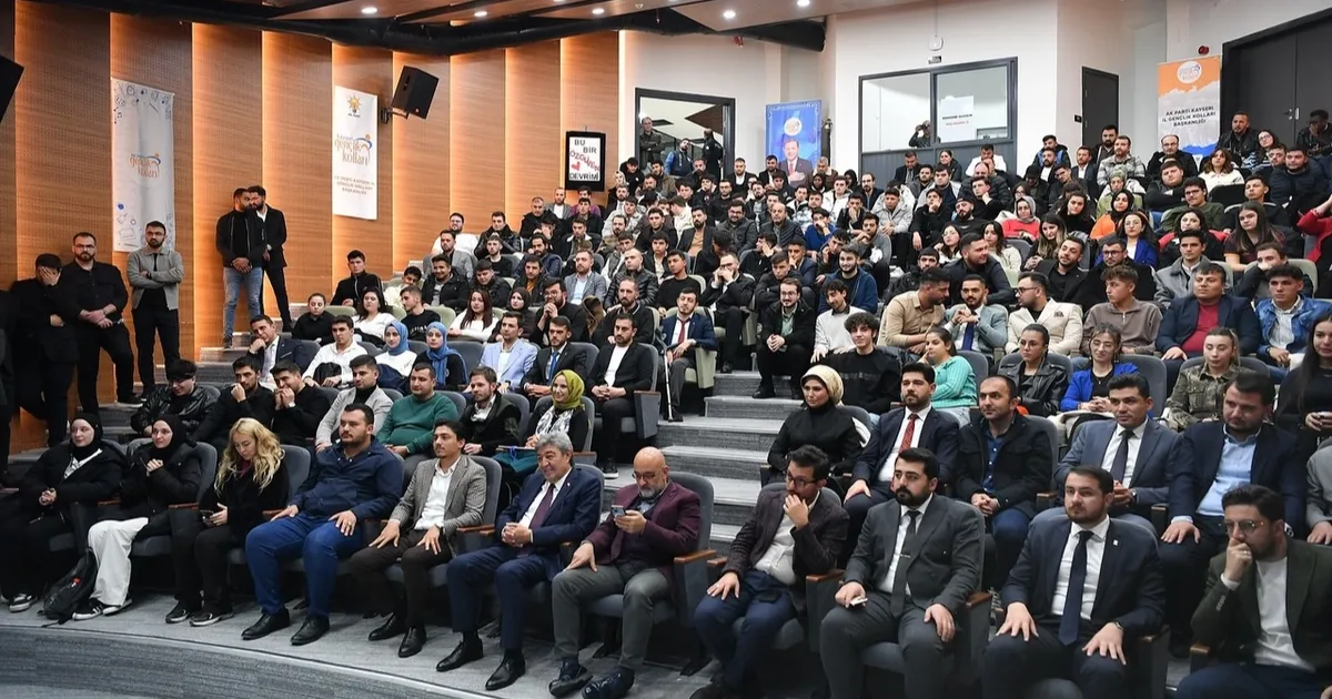 Kayserili gençlerle ‘gelecek’ buluşması