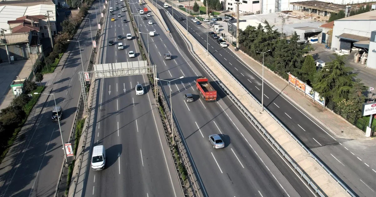 Kocaeli Gebze Beylikbağı’na yeni katılım şeridi hizmete alındı