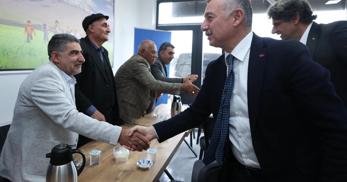 Kocaeli’de Başkan Büyükakın, Ağrılılarla bir araya geldi