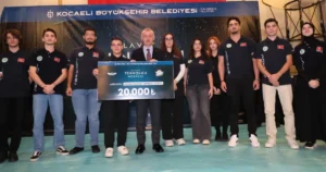 Kocaeli Büyükşehir Belediye Başkanı Tahir Büyükakın, Büyükşehir tarafından teknoloji gruplarına