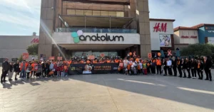 Lösemiyle çaba eden çocukların anneleri ve kanser atlatmış bayanlar tarafından